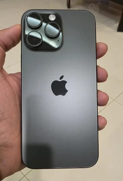 Apple iPhone 16 Pro Max